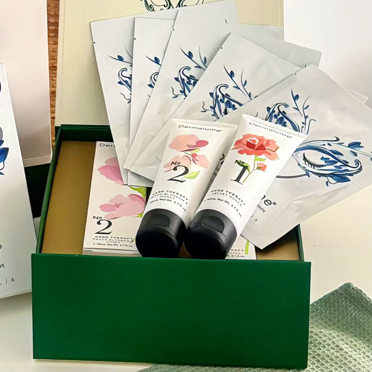 Dermalume - Skincare Gift Package