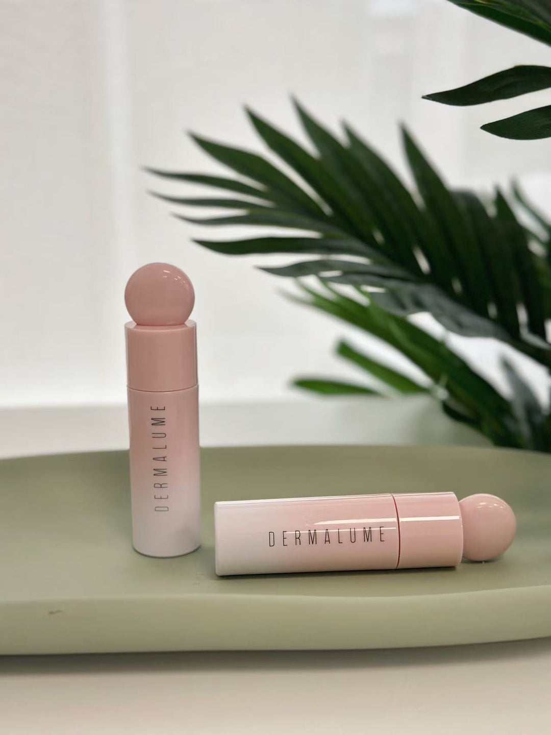 Dermalume Lake Tyrrell Moisturizing Repair Lip Serum